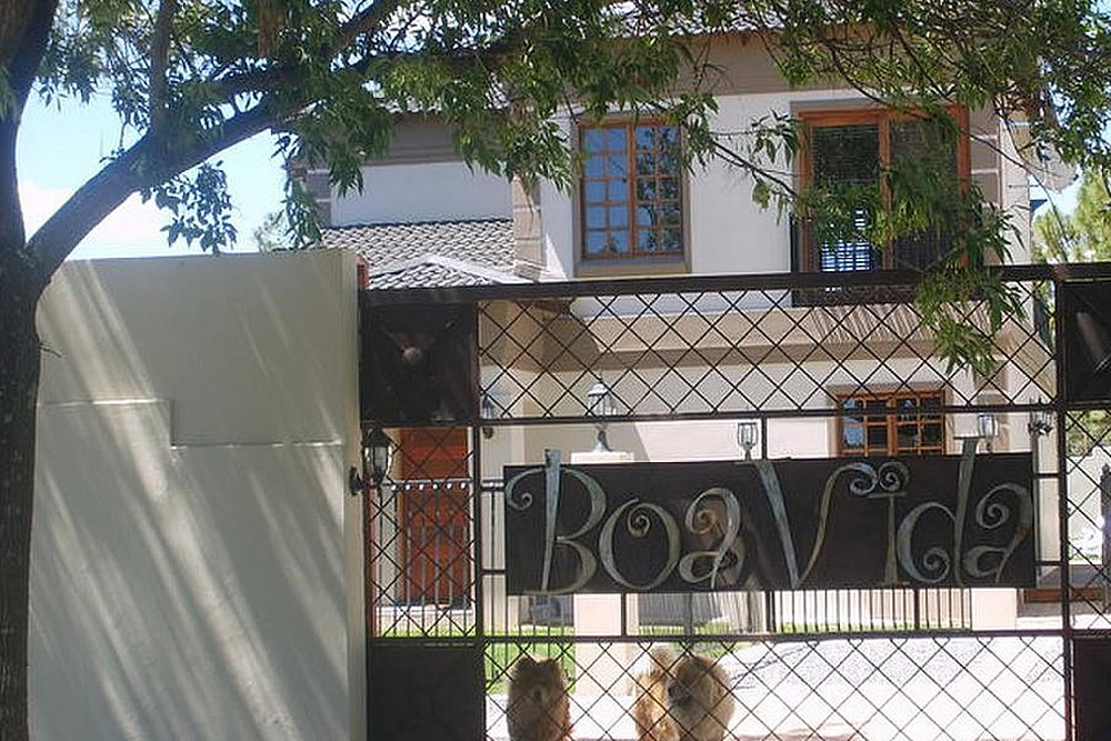 Secure Parking at Boa Vida Guesthouse Bloemfontein